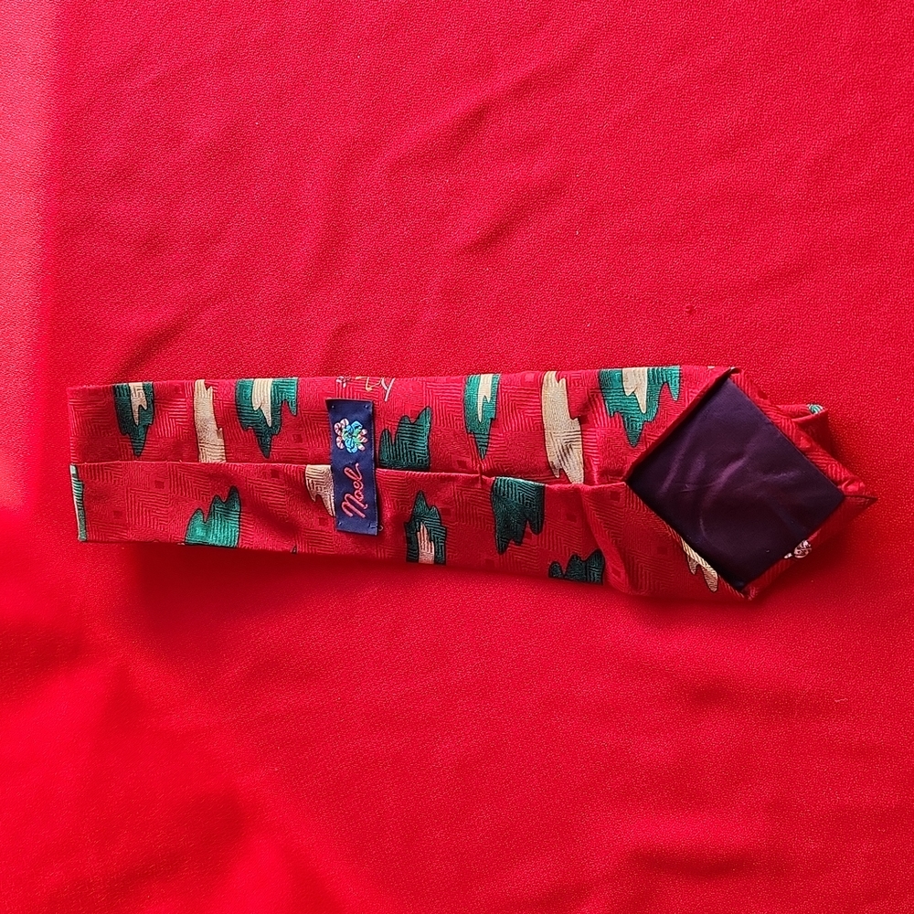Slik Christmas Tie - Picture 2 of 4